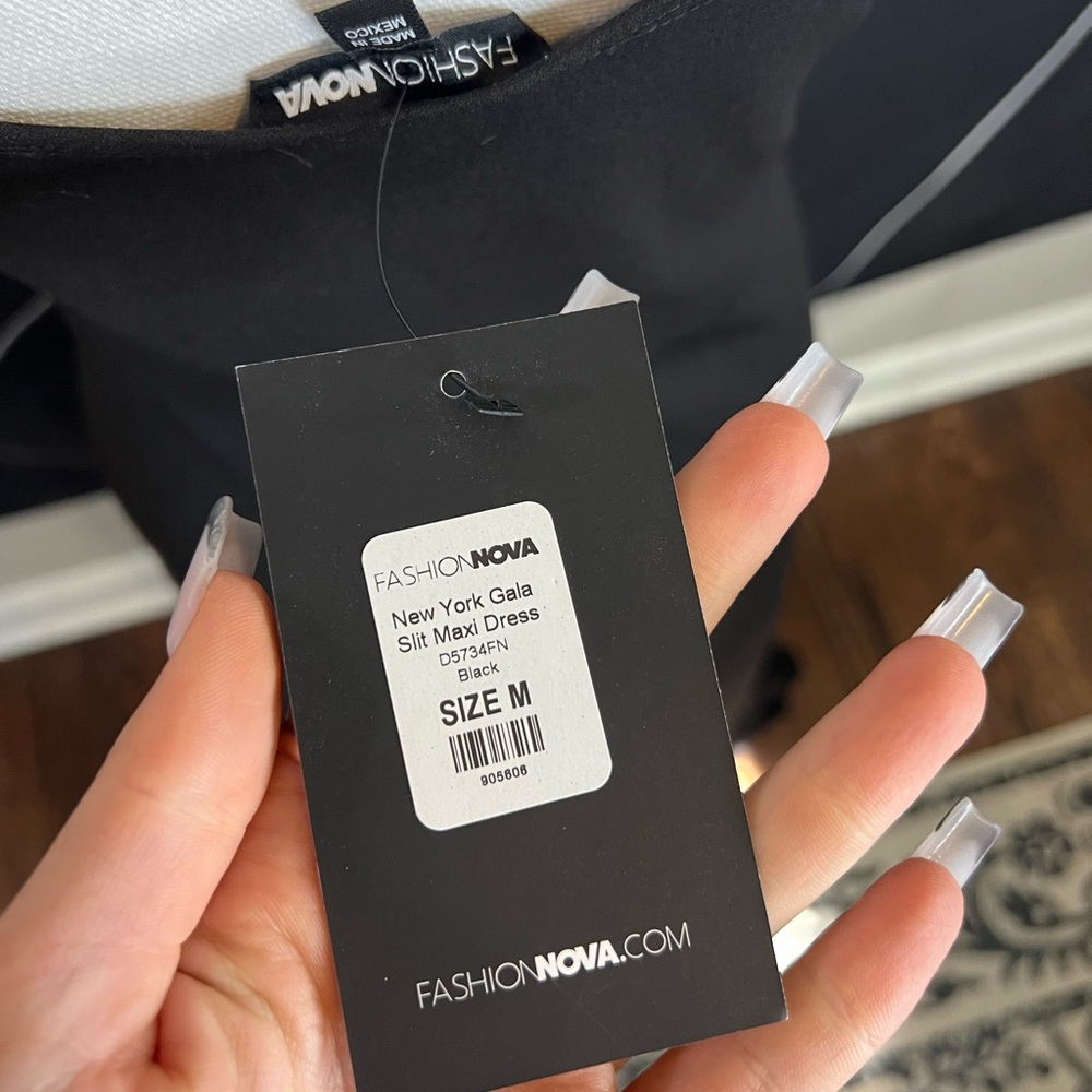 Fashion Nova Maxi Dress - Picture 11 of 13